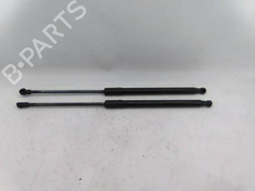 Used Tailgate lift support BMW 1 (F20) 118 d (136 hp) 24148270