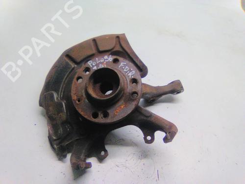 Used Right front steering knuckle VW POLO III (6N1) 64 1.9 D (64 hp) 22935881