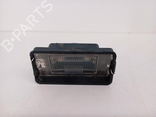 Nummerpladelys SEAT LEON (1M1) 1.6 16 V (105 hp) 33211646