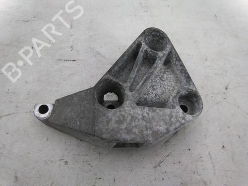 Used Engine mount RENAULT GRAND SCÉNIC II (JM0/1_) 1.5 dCi (JM02, JM13) (101 hp) 19817115