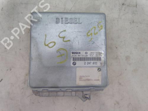 Used Engine control unit (ECU) BMW 5 (E39) 525 tds (143 hp) 19843337