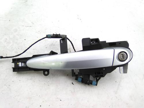 Used Front left exterior door handle BMW 1 (E81) 118 d (136 hp) 19823210
