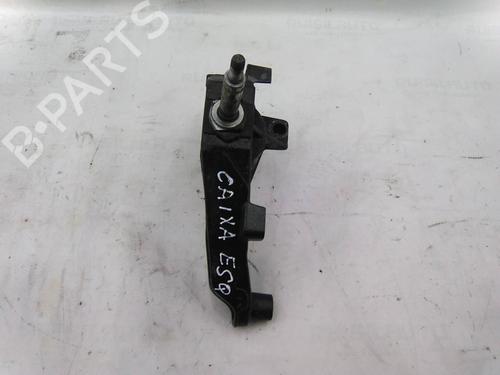 Support de boîte de vitesse RENAULT MASTER II Bus (JD) 2.5 dCi (146 hp) 19815706