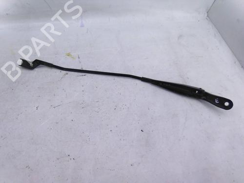 Used Front windshield wiper arm RENAULT ZOE (BFM_) ZOE (88 hp) 19830682