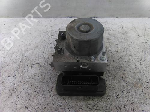 Used ABS pump SUBARU XV (_GP_) 2.0 D AWD (GPD) (147 hp) 19848344