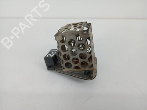 Used Heater resistor Heater resistor MERCEDES-BENZ 190 (W201) 2.0 (201.022) (90 hp) 32787713 32787713