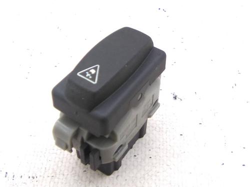 Używane Przełącznik RENAULT MEGANE II (BM0/1_, CM0/1_) 1.5 dCi (BM1E, CM1E) (106 hp) 29480286