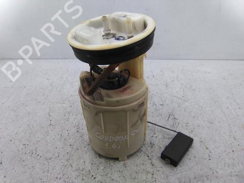 Used Fuel pump SEAT CORDOBA (6K1, 6K2) 1.6 i (101 hp) 19825635