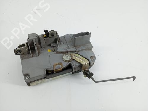 Used Front left lock PEUGEOT 206 Hatchback (2A/C) 1.4 i (75 hp) 30977994