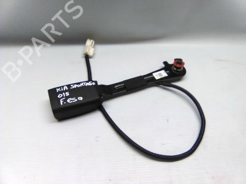 Used Seat buckle KIA SPORTAGE III (SL) 1.7 CRDi (116 hp) 19865369