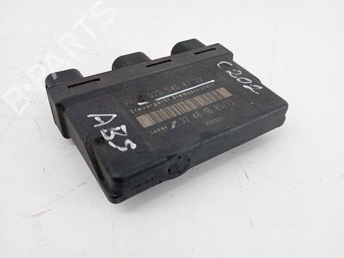 Used ABS pump ABS pump MERCEDES-BENZ E-CLASS (W210) E 220 D (210.004) (95 hp) 32731806 32731806