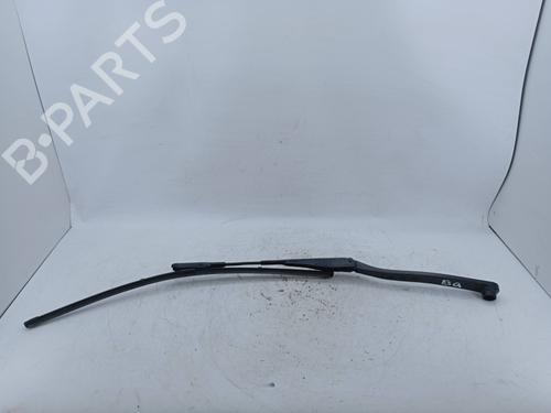 Used Front windshield wiper arm NISSAN JUKE (F15) 1.5 dCi (110 hp) 19842541