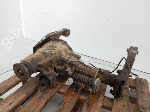 Differential, foran MITSUBISHI PAJERO II (V3_W, V2_W, V4_W, V5_W) 2.5 TD 4WD (V24W) (99 hp) 31807068