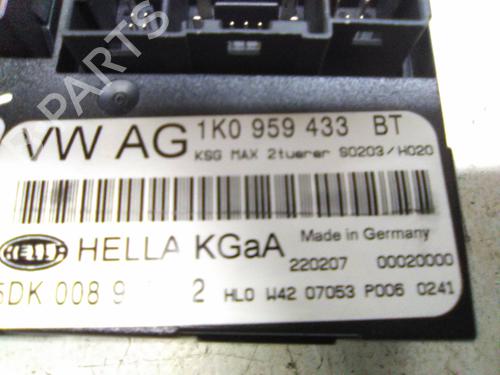 Used Electronic module VW GOLF V (1K1) 2.0 TDI (136 hp) 19811534