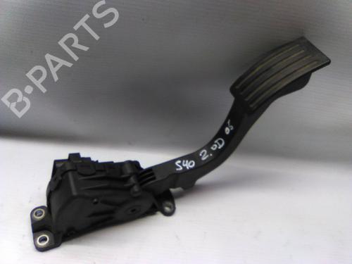 Used Pedal VOLVO S40 II (544) 2.0 D (136 hp) 19866052