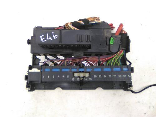 Used Fuse box BMW 3 (E46) 320 d (136 hp) 19844262