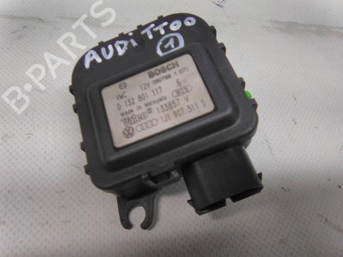 Używane Silniczek dmuchawy nagrzewnicy AUDI TT Roadster (8N9) 1.8 T (180 hp) 19866200