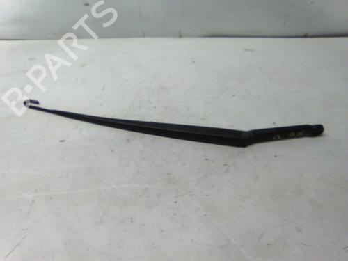 Used Front windshield wiper arm BMW 3 (E46) 320 d (129 hp) 19864818