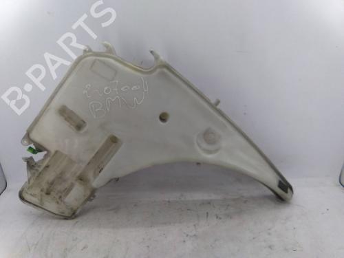 Used Windscreen washer tank BMW 1 (E87) 118 d (122 hp) 19825772