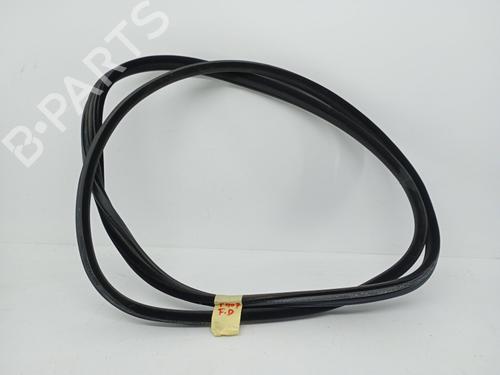 Gummiliste PEUGEOT 407 SW Estate Van (6E_) 1.6 HDi (109 hp) 31624840