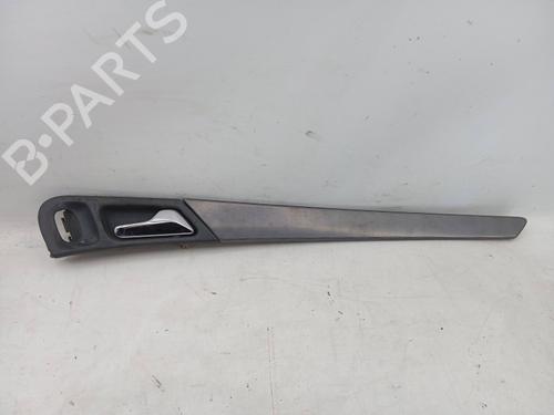 Używane Klamka zewnętrzna drzwi tylnych prawych MERCEDES-BENZ C-CLASS (W203) C 220 CDI (203.006) (136 hp) 27484876