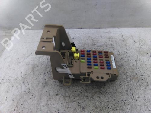 Used Fuse box SUBARU XV (_GP_) 2.0 D AWD (GPD) (147 hp) 19848345