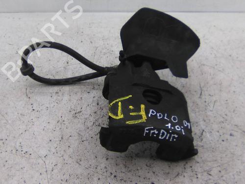 Used Right front brake caliper VW POLO III (6N1) 50 1.0 (50 hp) 19840453