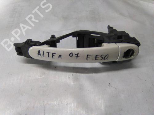 Used Front left exterior door handle SEAT ALTEA (5P1) 1.4 TSI (125 hp) 19833926