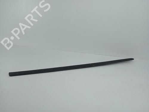 Friso da porta PEUGEOT 206 Hatchback (2A/C) 1.1 i (60 hp) 31313907