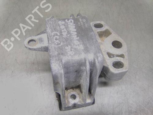 Used Gearbox mount VW SHARAN (7M8, 7M9, 7M6) 2.0 TDI (140 hp) 19856907