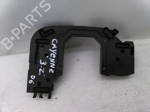 Used Electronic module PORSCHE CAYENNE (9PA) 3.2 (250 hp) 19824543