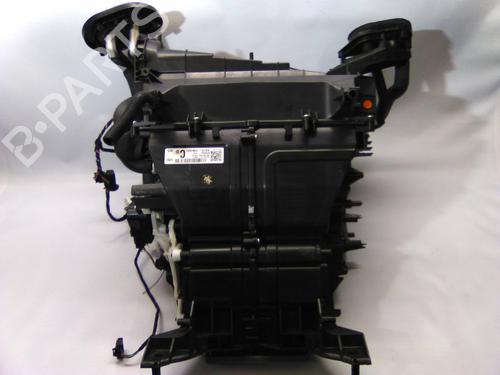 Used Heater matrix box JAGUAR XE (X760) 2.0 D (180 hp) 19862975