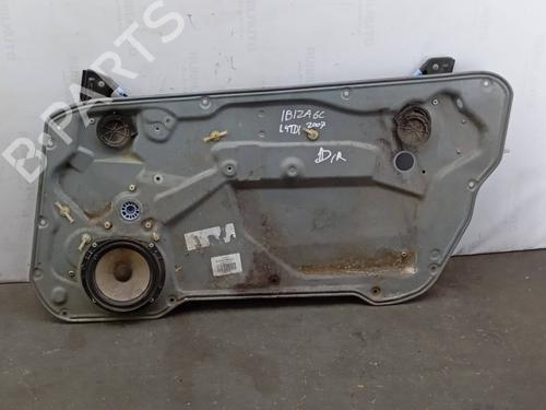 BP19850499C23 main image