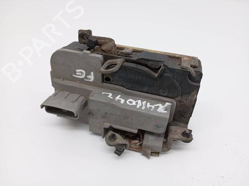 Venstre fortil lås PEUGEOT 206 Hatchback (2A/C) 1.1 (54 hp) 30907322