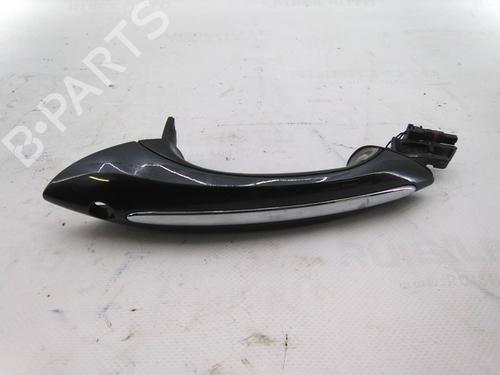 Used Front left exterior door handle BMW 7 (F01, F02, F03, F04) 730 d (245 hp) 19825107