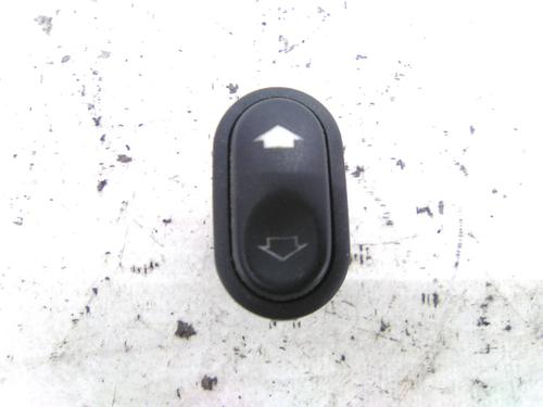 Used Switch FORD MONDEO II Turnier (BNP) 1.8 TD (90 hp) 19861435