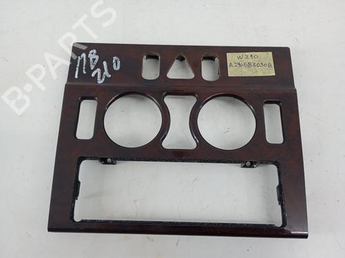 Used Climate control Climate control MERCEDES-BENZ E-CLASS (W210) E 200 (210.035) (136 hp) 32751917 32751917