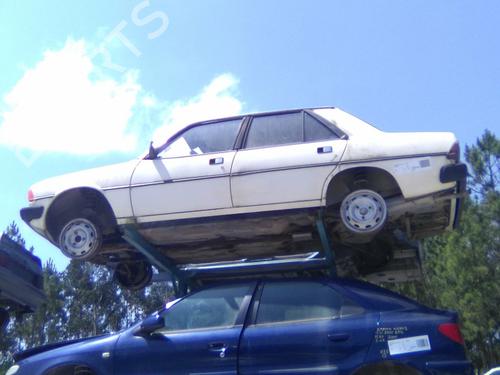 Used Parts PEUGEOT 305 I Break (581D) 1.3 (65 hp) 1820361