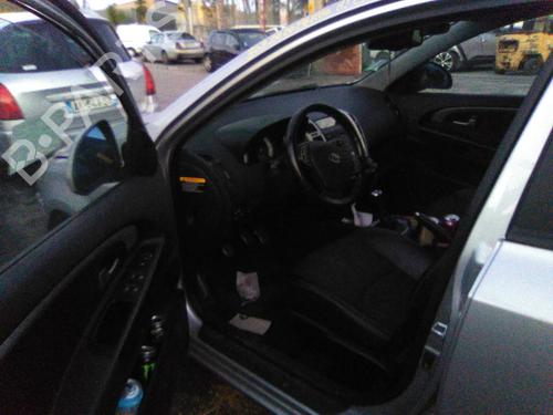 Middle console KIA CEE'D SW (ED) 2.0 CRDi 140 | BP19835119I22  - Image 9