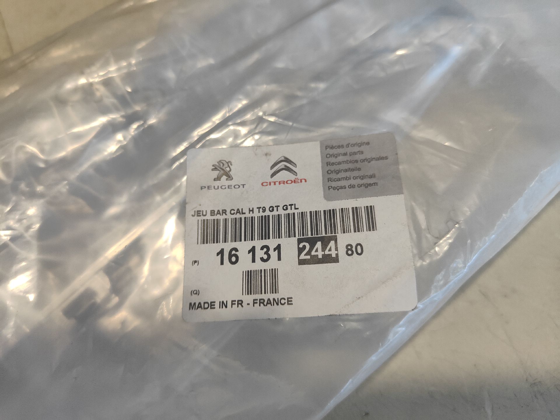 1piu1uguale3 MUFFLER with POCKET Br