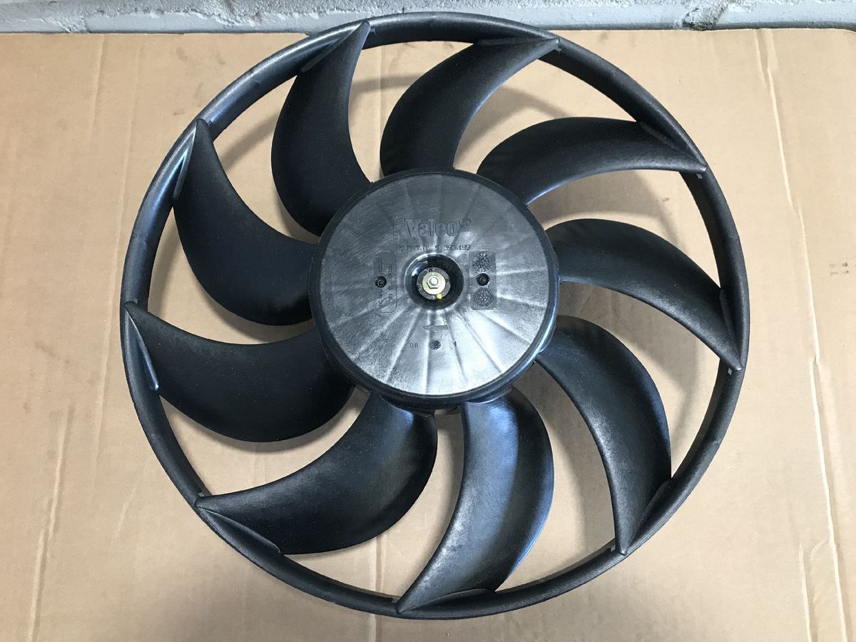 Radiator fan OPEL MOVANO A Bus (X70) 2.5 CDTI (JD) 5892996 | B-Parts