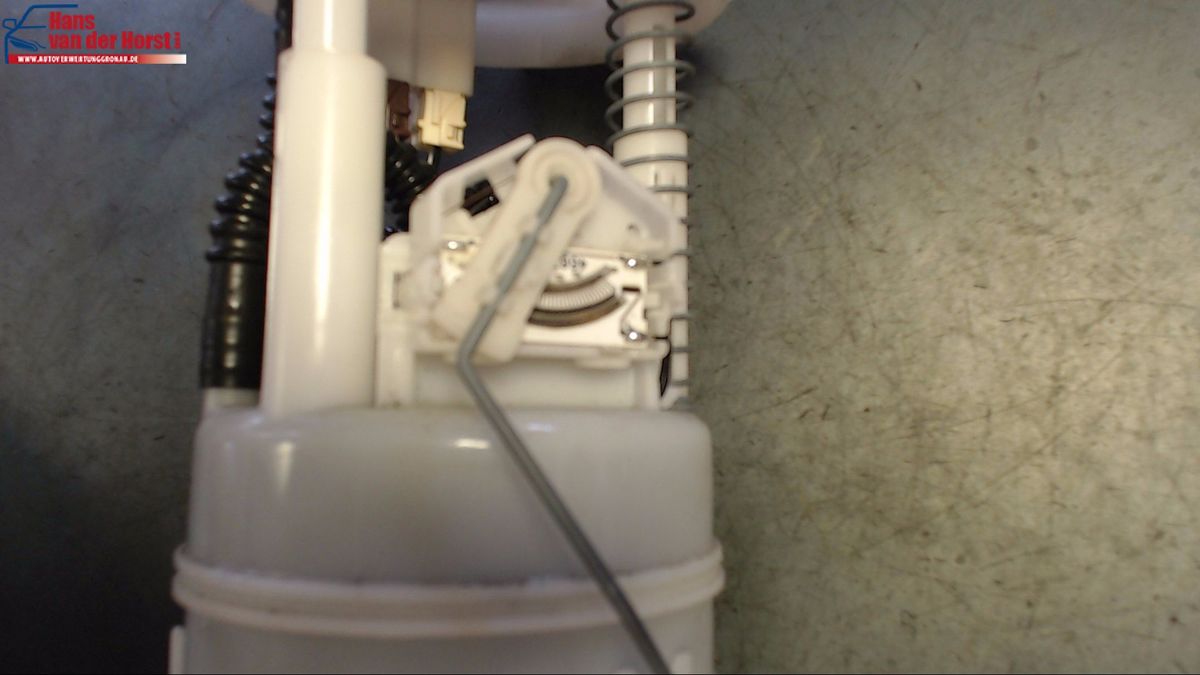 Fuel pump NISSAN MICRA III (K12) 1.2 16V 5893504 BParts