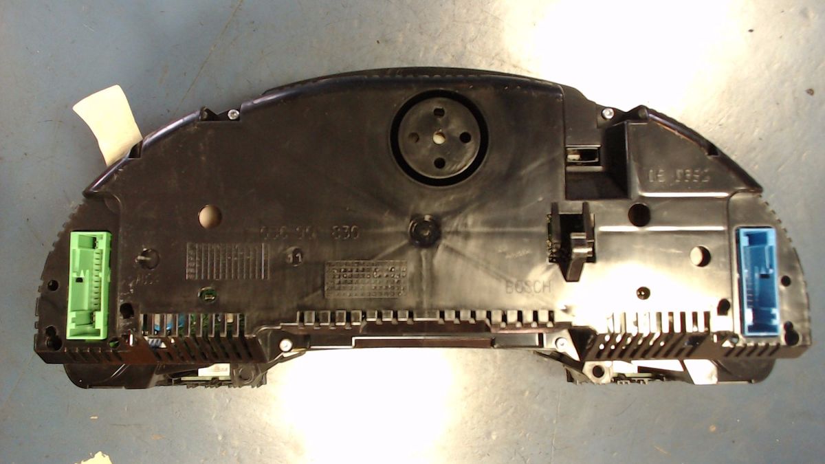 Instrument cluster AUDI A4 B6 (8E2) 2.5 TDI 6050700 BParts