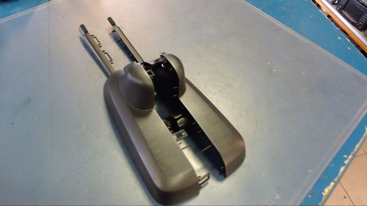 Commutatore Specchietto Retrovisore Interno MKAREPART Con Tinta: Ricambio Auto 1C1517T695AA, 4166467 - 3