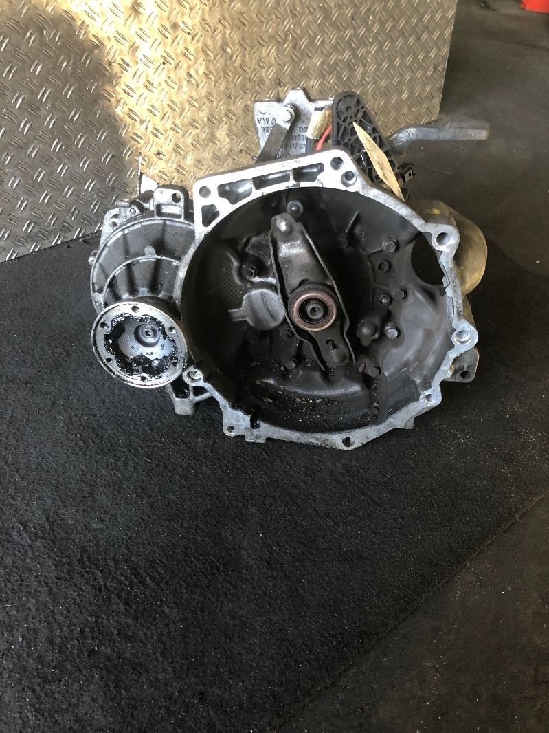 Manual gearbox VW GOLF V (1K1) 1.9 TDI 5506958 BParts