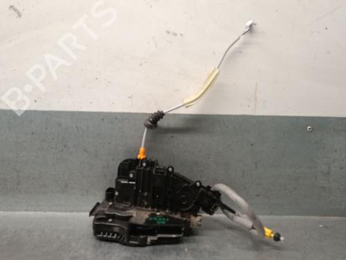 Używane Zamek drzwi przednich prawych MERCEDES-BENZ S-CLASS (W222, V222, X222) S 560 e (222.173) (367 hp) 30881356