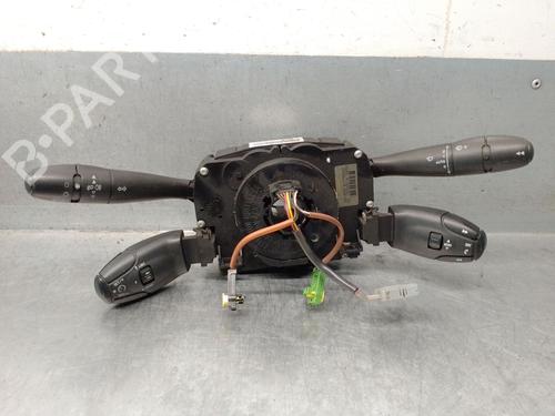 Used Headlight switch Headlight switch PEUGEOT 407 (6D_) 2.0 HDi 135 (6DRHRH, 6DRHRE, 6DRHRG, 6DRHRJ) (136 hp) 33290719 33290719