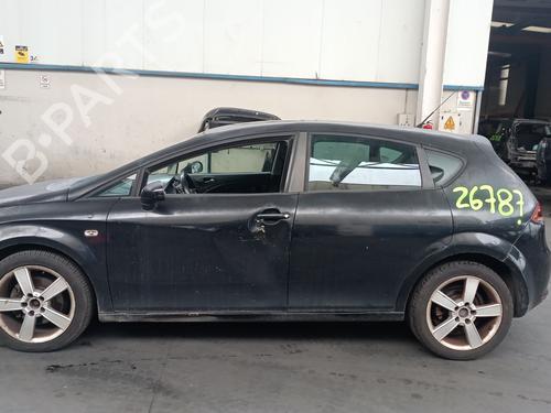 Right taillight SEAT LEON (1P1) 2.0 TDI 16V | BP39956777C35 - Image 7