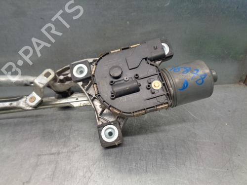 Used Front wiper motor VOLVO V50 (545) 2.0 D (136 hp) 11337041