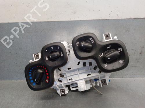 Used Climate control FIAT PANDA (312_, 319_) 1.0 Mild Hybrid (312.PYD1B) (69 hp) 31929289